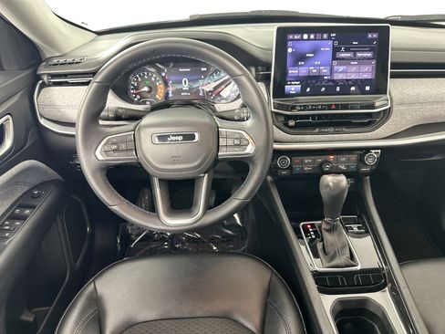 Used 2022 Jeep Compass Latitude w/ Convenience Group image 21