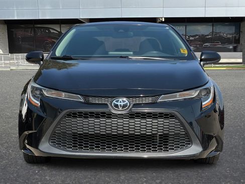 Used 2022 Toyota Corolla LE FWD image 11