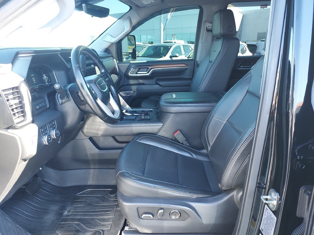 Used 2024 GMC Sierra 2500 Denali w/ Denali Reserve Package AWD/4WD image 13