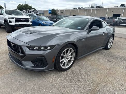 Used 2024 Ford Mustang GT Premium RWD image 2