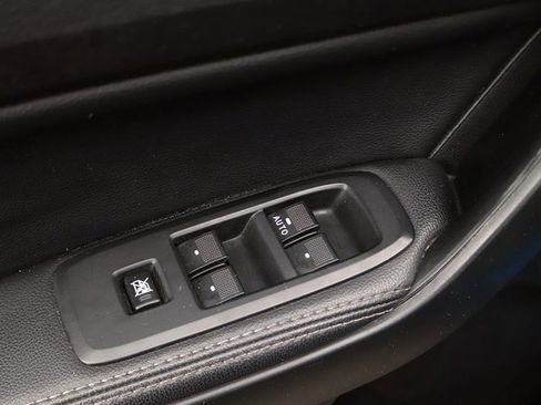 Used 2019 Ford Ranger Lariat w/ Bed Utility Package image 12