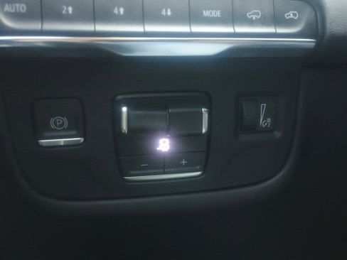 Used 2023 Cadillac Escalade Sport w/ LPO, ONYX Package image 24