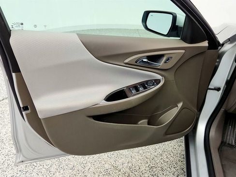 Used 2022 Chevrolet Malibu LS w/ Driver Confidence Package FWD image 10