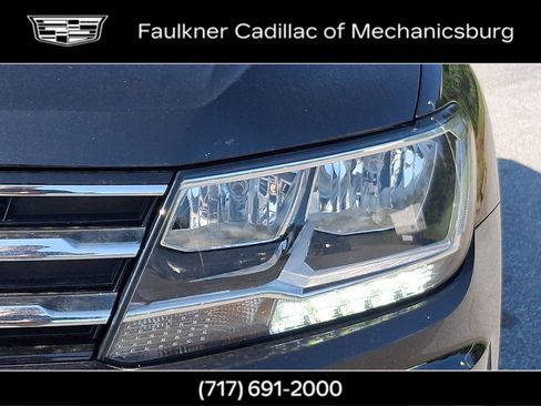 Used 2021 Volkswagen Tiguan SE w/ Panoramic Sunroof Package AWD/4WD image 14