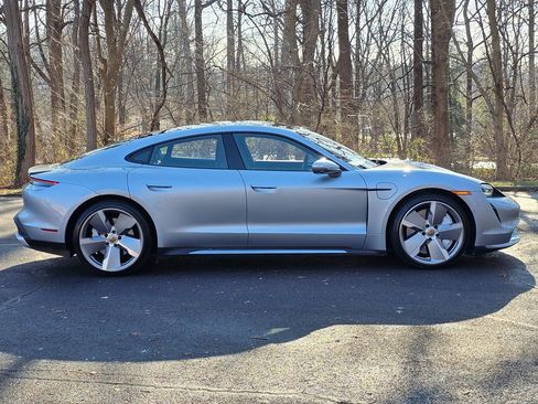 Used 2020 Porsche Taycan Turbo image 8