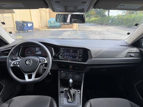 Used 2021 Volkswagen Jetta S FWD image 16