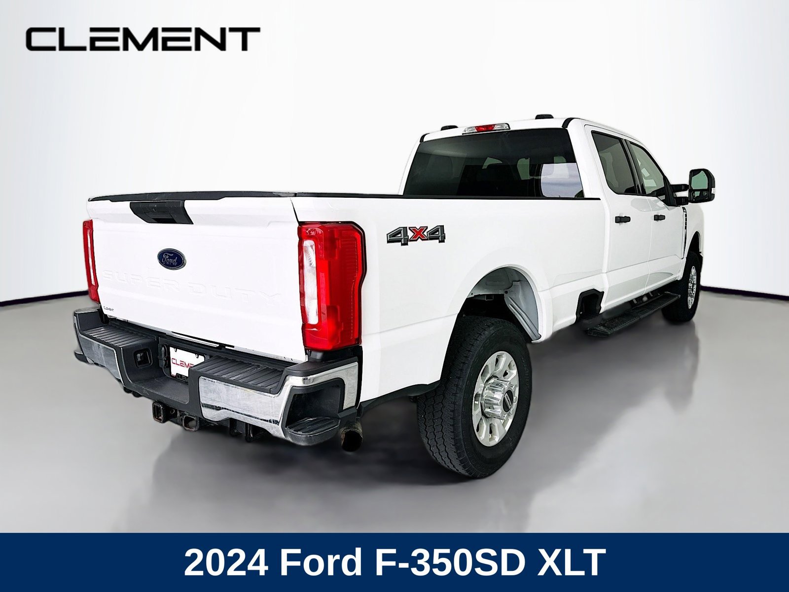 Used 2024 Ford F350 XLT AWD/4WD image 6