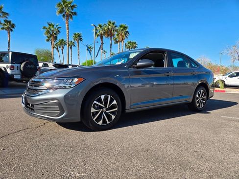 Certified 2023 Volkswagen Jetta S image 2