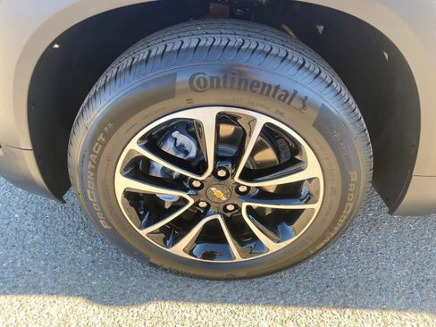 Used 2025 Chevrolet TrailBlazer LT image 31