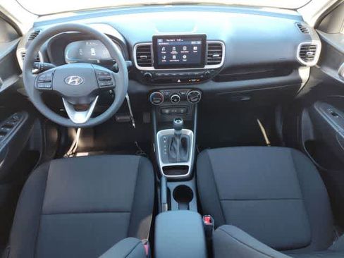 New 2026 Hyundai Venue SE image 13
