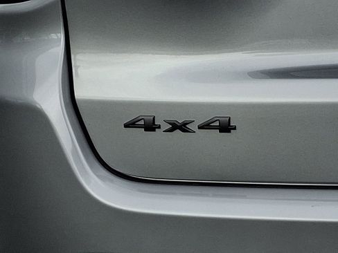 Used 2023 Jeep Compass High Altitude image 30