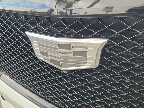 Certified 2023 Cadillac Escalade Sport w/ LPO, ONYX Package image 31