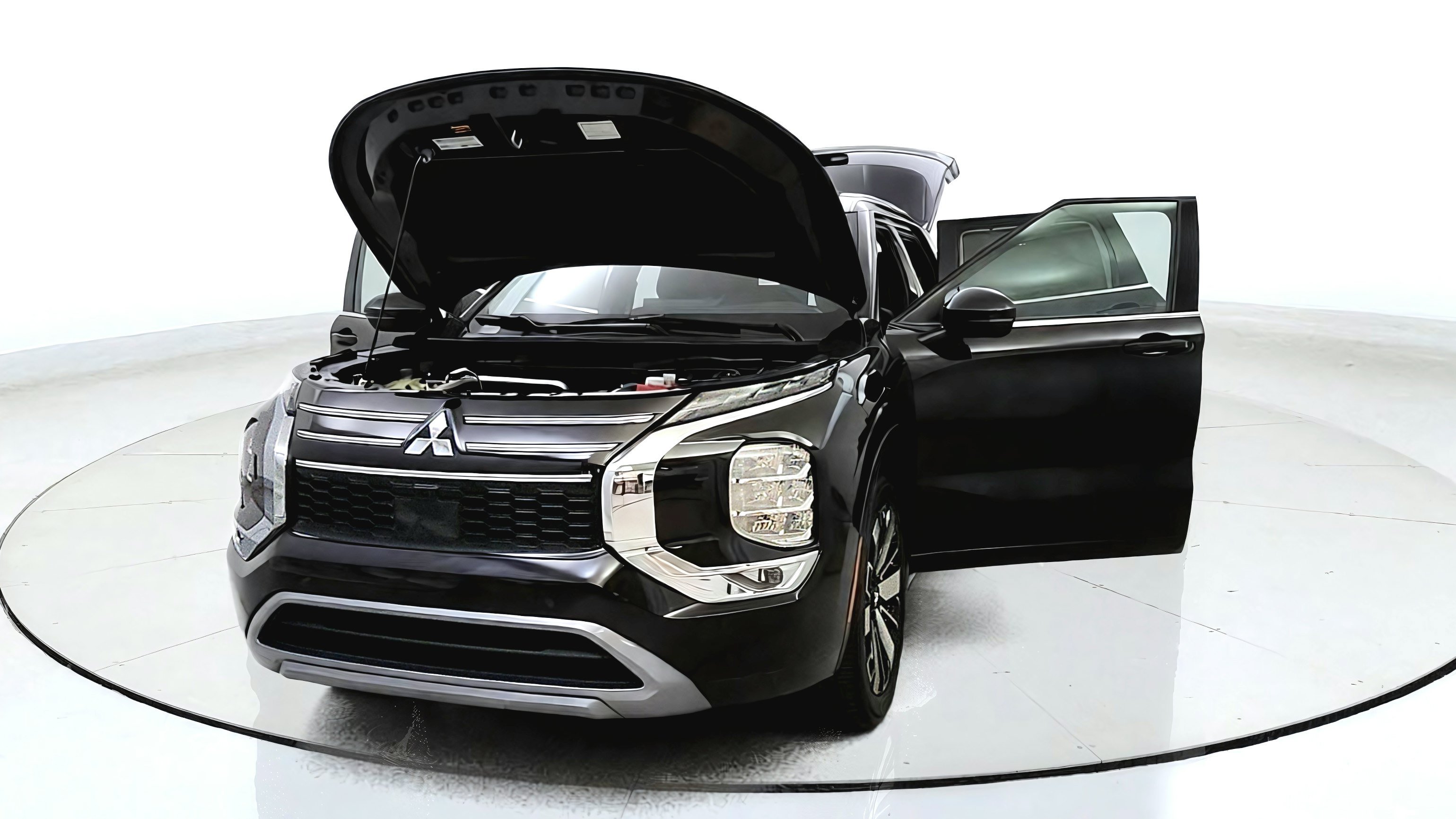 Used 2025 Mitsubishi Outlander AWD image 10