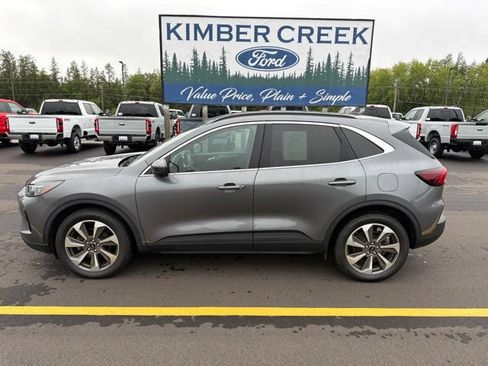 Used 2023 Ford Escape Platinum w/ Class II Trailer Tow Package AWD/4WD image 2