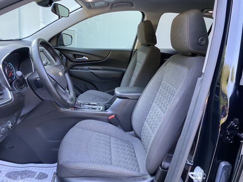 Used 2023 Chevrolet Equinox LT FWD image 16