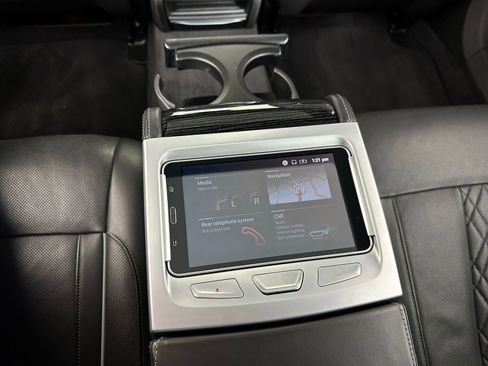 Used 2021 BMW 750i xDrive w/ Luxury Rear Seating Package image 33