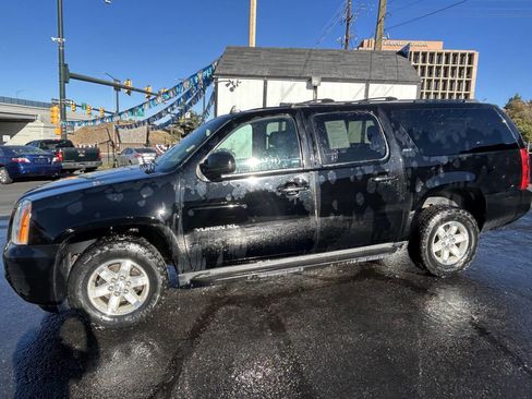 Used 2014 GMC Yukon XL SLT image 6