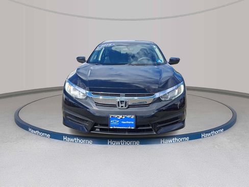 Used 2018 Honda Civic LX image 2