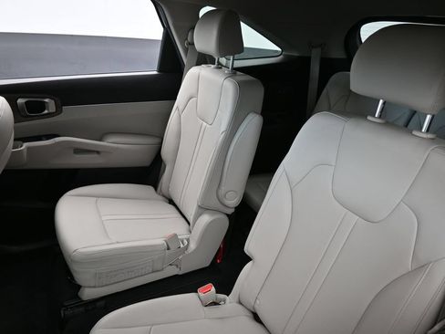 Used 2023 Kia Sorento EX FWD image 37