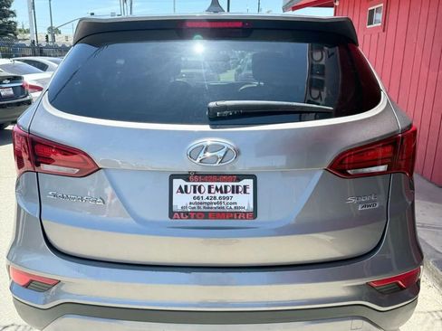 Used 2017 Hyundai Santa Fe Sport image 4