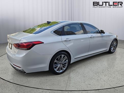 Used 2018 Genesis G80 3.8 w/ Option Group 03 RWD image 11