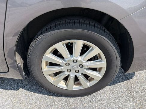 Used 2014 Toyota Sienna LE AWD/4WD image 15