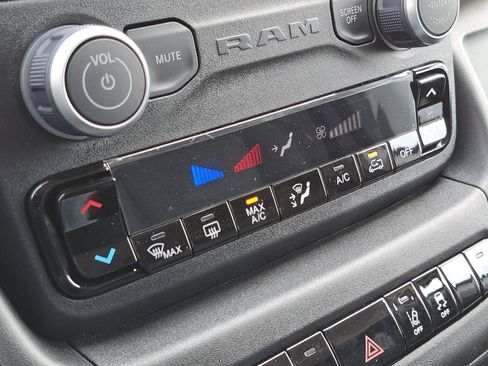 New 2026 RAM ProMaster 1500 w/ Safety Group FWD image 10
