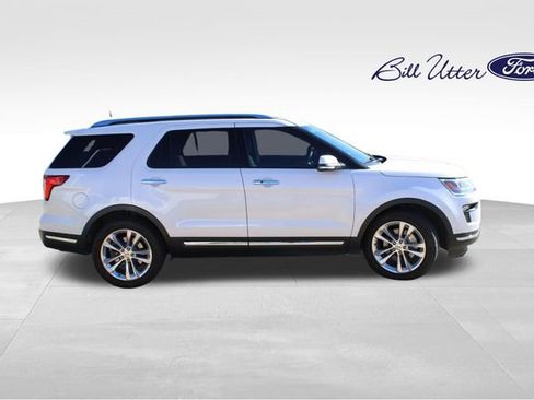 Used 2018 Ford Explorer Limited w/ Equipment Group 301A image 4