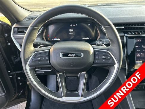 Certified 2022 Jeep Grand Cherokee Altitude image 18