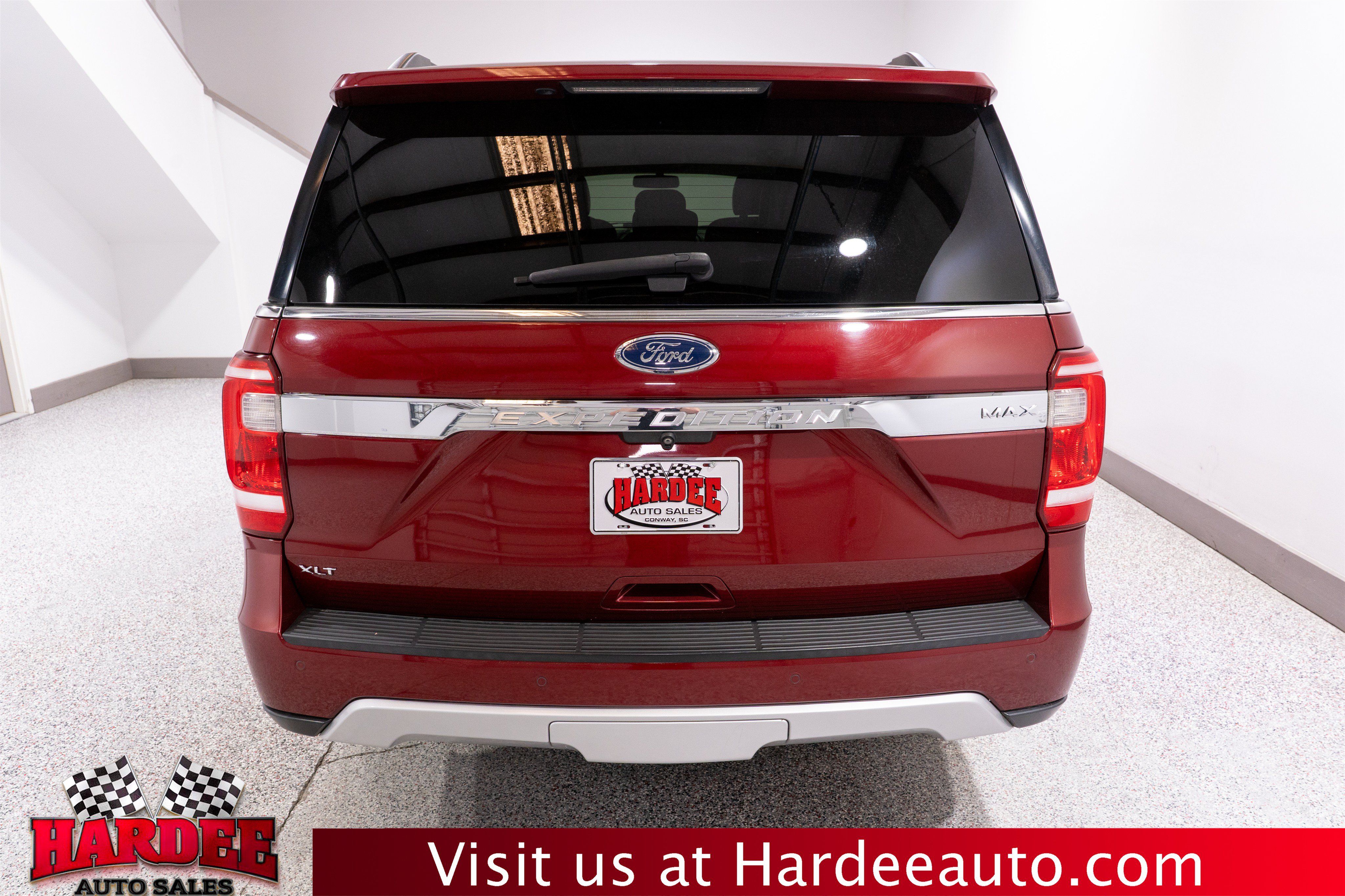 Used 2018 Ford Expedition Max XLT w/ Equipment Group 202A AWD/4WD image 4