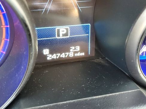 Used 2016 Subaru Outback 2.5i Limited AWD/4WD image 25