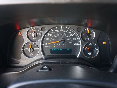 Used 2020 Chevrolet Express 2500 w/ Driver Convenience Package image 5