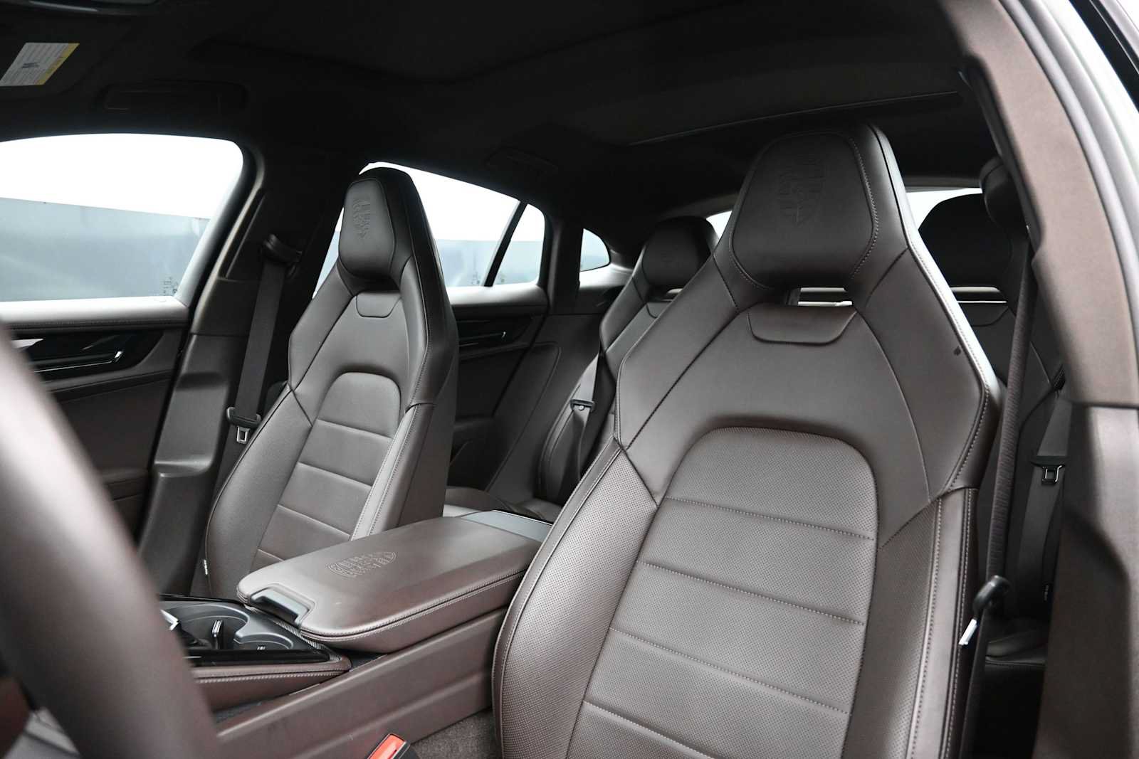 New 2026 Porsche Panamera RWD image 5
