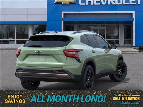 New 2026 Chevrolet Trax ACTIV w/ Sunroof Package image 4