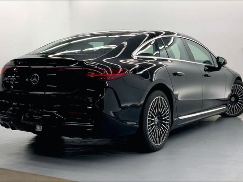 Certified 2022 Mercedes-Benz EQS 450+ Sedan image 4