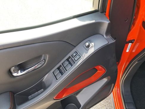 New 2025 Nissan Frontier PRO-4X image 12