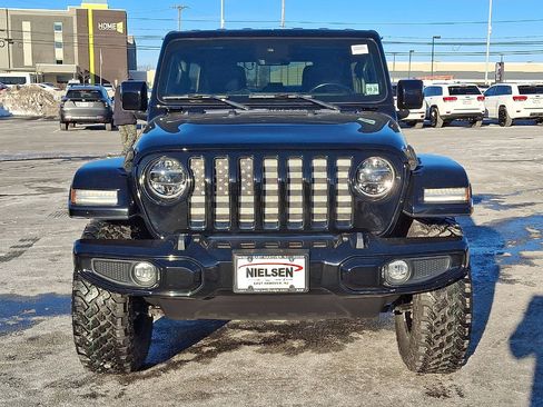 Used 2021 Jeep Wrangler Unlimited Sahara image 29