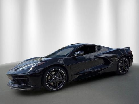 Used 2024 Chevrolet Corvette Stingray Coupe w/ Z51 Performance Package image 2