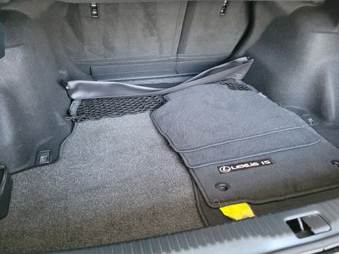 Used 2020 Lexus IS 300 w/ Premium Package image 14