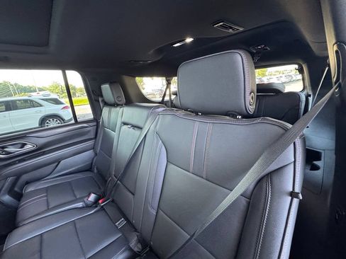Used 2024 Chevrolet Suburban RST w/ Luxury Package AWD/4WD image 21