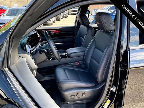 Used 2024 Chevrolet Traverse Z71 w/ Enhanced Driving Package AWD/4WD image 21