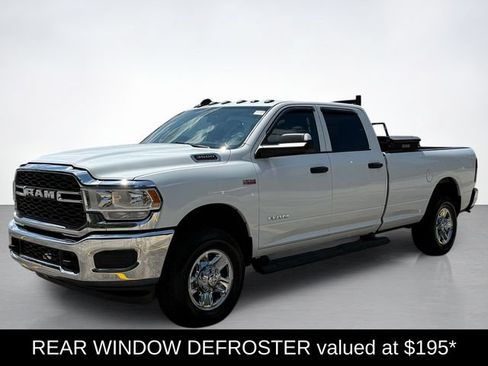 Used 2022 RAM 3500 Tradesman w/ Chrome Appearance Group AWD/4WD image 8