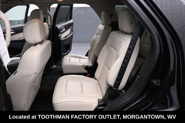 Used 2017 Ford Explorer Platinum AWD/4WD image 17