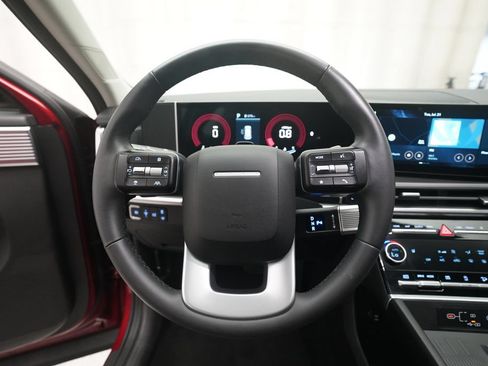 Used 2025 Hyundai Santa Fe XRT AWD/4WD image 4