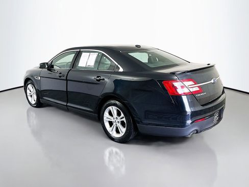 Used 2018 Ford Taurus SEL FWD image 5