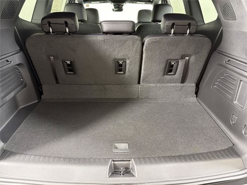 New 2026 GMC Acadia Elevation w/ Black Edition FWD image 17