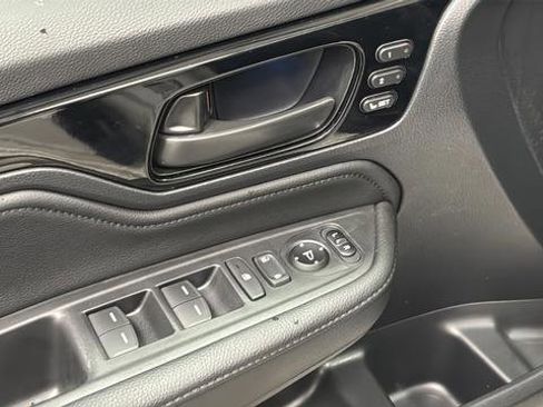 Used 2025 Honda Odyssey Touring image 22