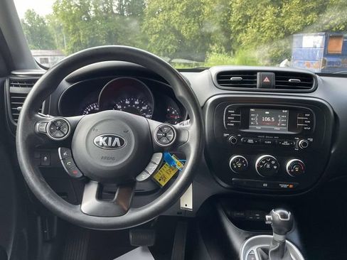 Used 2016 Kia Soul w/ Convenience Package FWD image 11