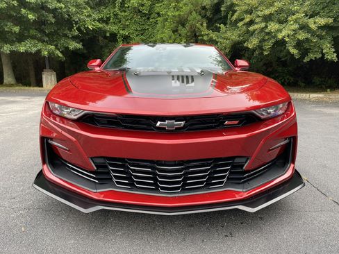 Used 2024 Chevrolet Camaro SS RWD image 3