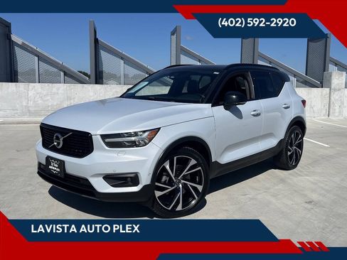 Used 2021 Volvo XC40 T5 R-Design w/ Advanced Package AWD/4WD image 1